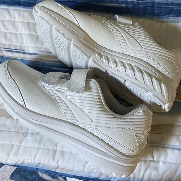 Brooks Addiction Walker 9.5 White - Picture 5 of 7
